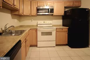 316 Cherry Ct, Herndon, VA 20170 - Photo 9