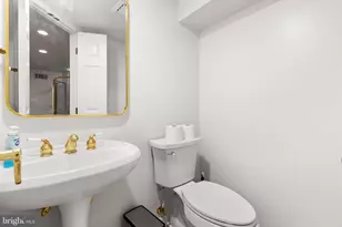 4951 Roslyn Rd, Annandale, VA 22003 - Photo 25