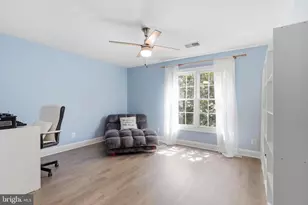 2785 Marshall Lake Dr, Oakton, VA 22124 - Photo 35