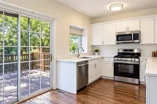 3095 McGrane Ct, Herndon, VA 20171 - Photo 5