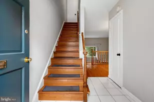8400 Penshurst Dr, Springfield, VA 22152 - Photo 3