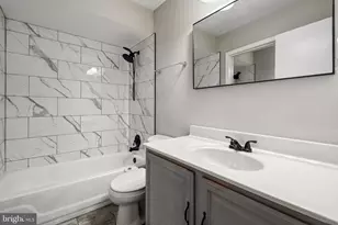 8400 Penshurst Dr, Springfield, VA 22152 - Photo 17