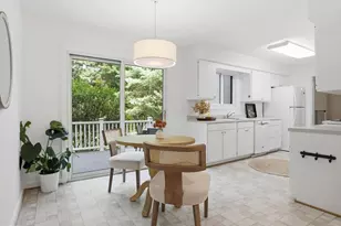 7211 Vistas Ln, McLean, VA 22101 - Photo 11