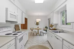 7211 Vistas Ln, McLean, VA 22101 - Photo 13