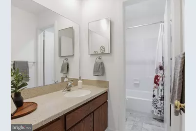 7211 Vistas Lane, McLean, VA 22101 - Photo 25