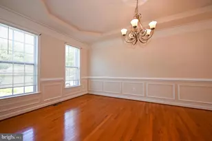 5313 Queensberry Ave, Springfield, VA 22151 - Photo 7