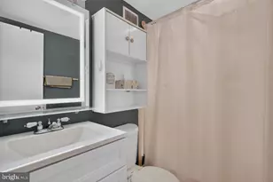 7753 Patriot Dr, Annandale, VA 22003 - Photo 9