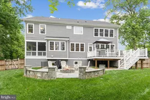 6619 Byrnes Dr, McLean, VA 22101 - Photo 9