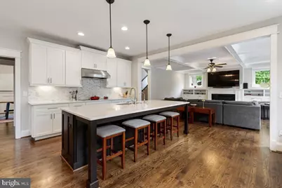 6619 Byrnes Drive, McLean, VA 22101 - Photo 3