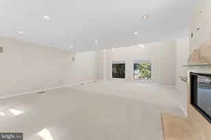 7337 Hooking Rd, McLean, VA 22101 - Photo 47