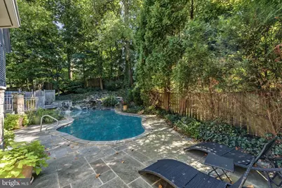 7337 Hooking Road, McLean, VA 22101 - Photo 7