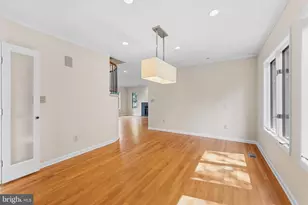 7337 Hooking Rd, McLean, VA 22101 - Photo 17