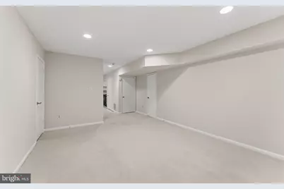 7337 Hooking Road, McLean, VA 22101 - Photo 49