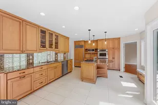 7337 Hooking Rd, McLean, VA 22101 - Photo 19