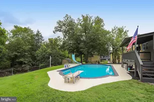 5701 Ottawa Rd, Centreville, VA 20120 - Photo 9
