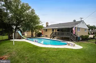 5701 Ottawa Rd, Centreville, VA 20120 - Photo 11