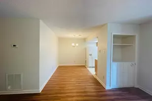 12104 Greenway Ct, Fairfax, VA 22033 - Photo 13