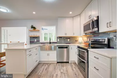 12043 Forbes Glen Drive, Herndon, VA 20170 - Photo 9