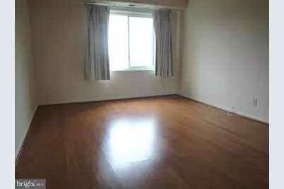 8350 Greensboro Drive #608, McLean, VA 22102 - Photo 7