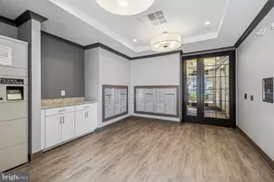 2319 Field Point Rd, Herndon, VA 20171 - Photo 7