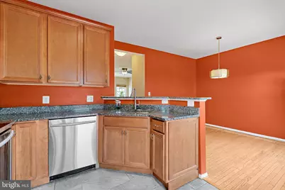 13129 Englishwood Lane, Fairfax, VA 22033 - Photo 15