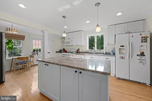 703 Dranesville Rd, Herndon, VA 20170 - Photo 11