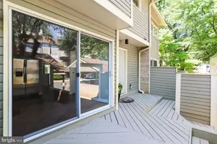 1953 Lakeport Way, Reston, VA 20191 - Photo 57