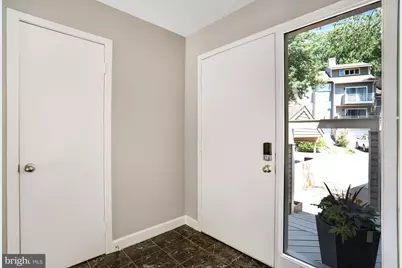 1953 Lakeport Way, Reston, VA 20191 - Photo 11