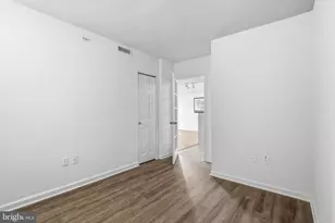 2726 Gallows Rd, Vienna, VA 22180 - Photo 21