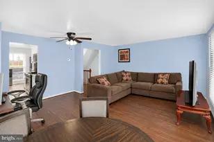 14439 Salisbury Plain Ct, Centreville, VA 20120 - Photo 9