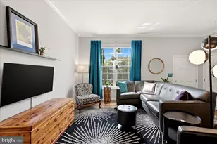 6389 St Timothys Ln, Centreville, VA 20121 - Photo 5