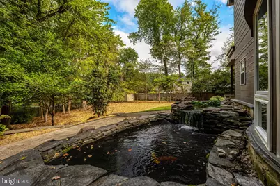 920 Holly Run Court, Great Falls, VA 22066 - Photo 9