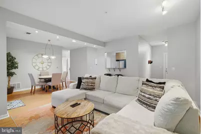 12016 Taliesin Place #25, Reston, VA 20190 - Photo 3