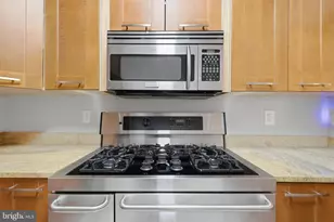 12016 Taliesin Pl, Reston, VA 20190 - Photo 11