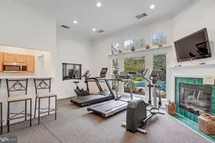 12016 Taliesin Pl, Reston, VA 20190 - Photo 23