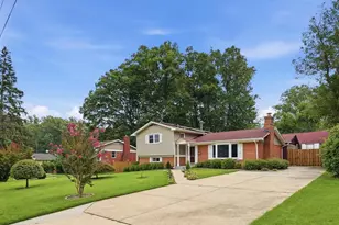 7305 Brookcrest Pl, Annandale, VA 22003 - Photo 1
