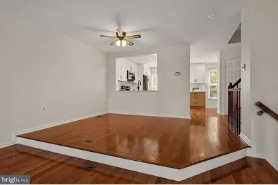 13916 Ludington Place, Centreville, VA 20121 - Photo 17