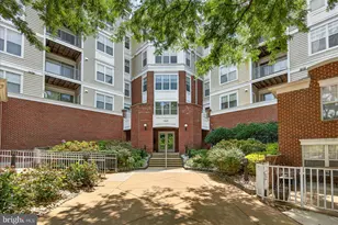 1645 International Dr, McLean, VA 22102 - Photo 21