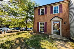 14401 Manassas Gap Ct, Centreville, VA 20120 - Photo 1