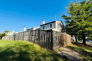 14401 Manassas Gap Ct, Centreville, VA 20120 - Photo 19