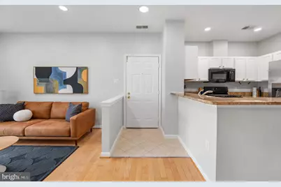 4137 Fountainside Lane #B202, Fairfax, VA 22030 - Photo 5