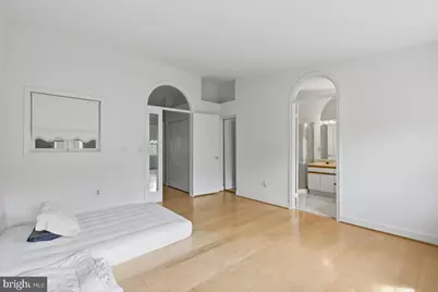 8015 Merry Oaks Court, Vienna, VA 22182 - Photo 29