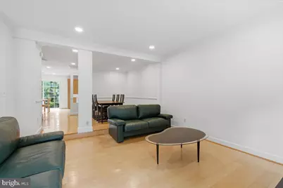 8015 Merry Oaks Court, Vienna, VA 22182 - Photo 7
