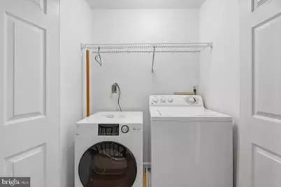 8015 Merry Oaks Court, Vienna, VA 22182 - Photo 35