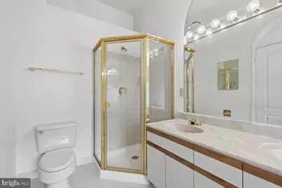 8015 Merry Oaks Court, Vienna, VA 22182 - Photo 33