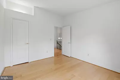 8015 Merry Oaks Court, Vienna, VA 22182 - Photo 23