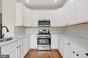 5539 Jowett Ct, Alexandria, VA 22315 - Photo 15