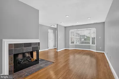 4135 Weeping Willow Court #143B, Chantilly, VA 20151 - Photo 3