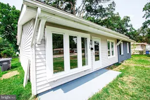 7928 Russell Rd, Alexandria, VA 22309 - Photo 3