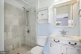 8360 Hunter Murphy Cir, Alexandria, VA 22309 - Photo 25